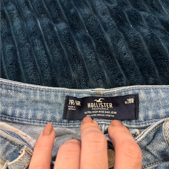 Heart Patterned Jeans - Picture 3 of 3